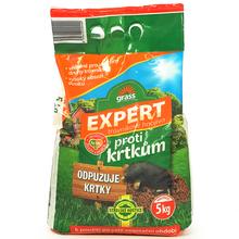 Granulované hnojivo Expert s odpudzujúcim účinkom proti krtom, 5 kg balenie.
