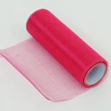 Rolka organzy v cyklamenovej farbe s rozmermi 16cm x 6m.