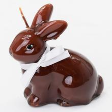 Hnedý zajac so stuhou, veľkosť 9 cm.