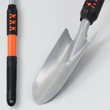 Úzka sadenicová lopatka s dĺžkou 38 cm.