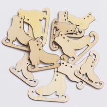 Drevené korčule v prírodnej farbe, sada 12 kusov.