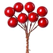 Umelé červené bobule na zápich, 48 kusov.