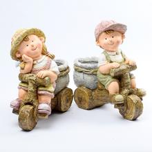 Deti na trojkolke, obal MGO, mix farieb.