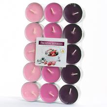 Sada voňavých čajových sviečok s príchuťou mrazených jahôd.