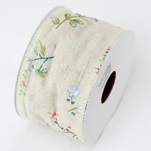 Látková stuha s kvetinovým vzorom, šírka 6 cm, dĺžka 10 m.