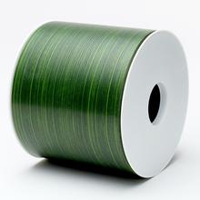 Zelená stužka 'Aspid Decor' na rolke.