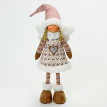 Textilný anjel s ružovou čiapkou a srdiečkom na šatách.