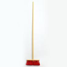 Metla typ Fiskars s násadou