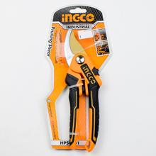 Ergonomické záhradné nožnice INGCO s dĺžkou 220 mm.