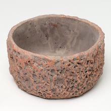 Obal kruhly cement šedý s medenou