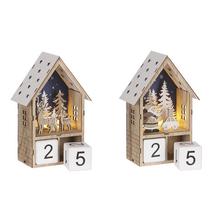 Adventný domček s kockami a LED osvetlením v mixe farieb.