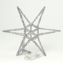Strieborná vianočná hviezda s 20 LED svetlami.