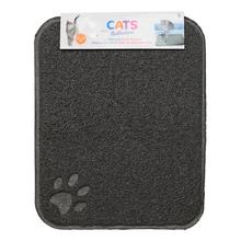 Šedá podložka na kŕmenie pre domácich miláčikov.