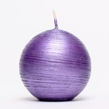 Fialová guľová sviečka DRAPANA G.60