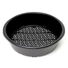 Čierne záhradné sito respana s priemerom 37,4 cm a výškou 10,4 cm.