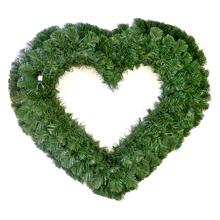 Umelý veniec v tvare srdca s otvorom.