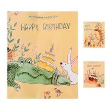 Detská darčeková taška s motívom zvierat a nápisom ŠŤASTNÉ NARODENINY.