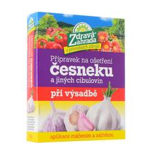 Prípravok na ošetrenie cesnaku od Zdravej záhrady.