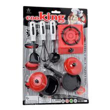 Hračky pre dievčatá - šporák a riady v červenej farbe.