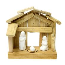 Vianočná dekorácia - jasle s LED osvetlením z prírodného dreva.