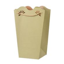 Kraft taška na kvety v svetlozelenej farbe.