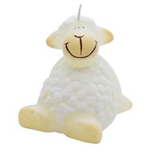 Biely sediaci baranček, veľkosť 7 cm.