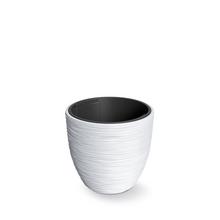 Biely okrúhly mrazuvzdorný kvetináč s vnútorným vložkom.