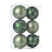 Sada šiestich plastových vianočných gulí v zelenej farbe.