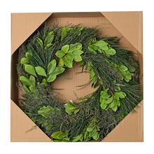 Veniec z eukalyptu a čečiny, zelený, priemer 40 cm.