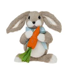 Slamený zajačik s mrkvou