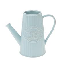 Modrá váza krhla na suché aranžovanie.