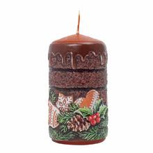 Vianočný sviečka s perníkovým dizajnom