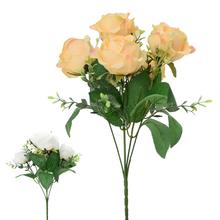 Kytica umelých ruží s mixom zelene, 30 cm.