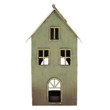 Zelený domček na čajovku z plechu.