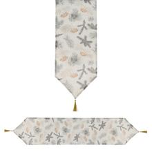 Štóla na stôl s vianočným vzorom čečinky a šišiek.