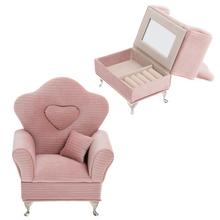 Ružová šperkovnica v tvare kresla srdiečka.