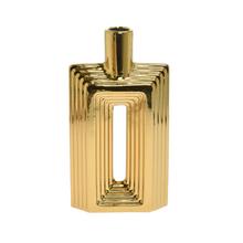 Zlatá keramická váza s geometrickým vzorom.