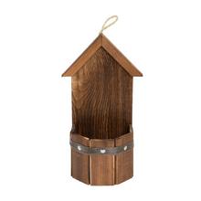 Drevený obal v tvare domčeka