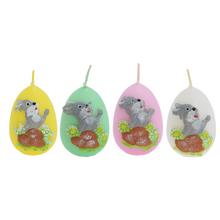 Malé veľkonočné vajcia so zajacom v mixe farieb.