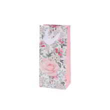 Darčeková taška s motívom ruží.