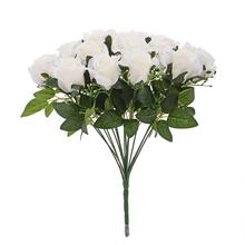 Biela ruža s gypsom a zeleňou, 35 cm