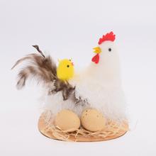 Sliepka s kuriatkom v hniezde 13 cm.