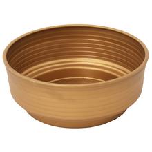 Zlatá misa s hladkým povrchom, priemer 16 cm.