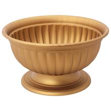 Zlatá misa na stopke s elegantným dizajnom.