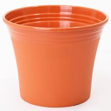 Kvetináč Irys v hnedej farbe s priemerom 43 cm a výškou 35,3 cm.