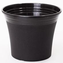 Čierny kvetináč Irys s priemerom 43 cm.