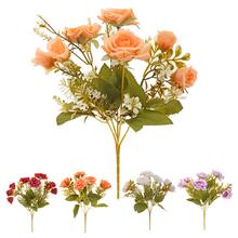 Kytica umelých ruží v mixe farieb.