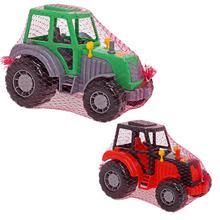 Dva plastové traktory v sieti.