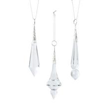 Kryštálové sklo závesy v striebornej farbe.