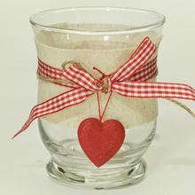 AKCIA! VÁZA SKLO ZDOB.SRDCE 9X9X11 CM - FLORASYSTEM